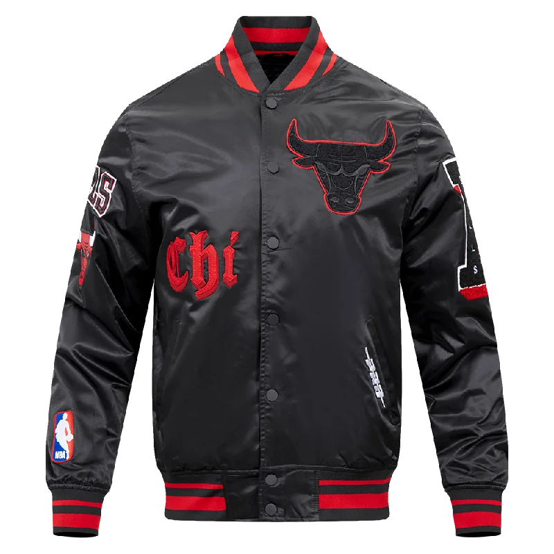 Weekend Deal NBA CHICAGO BULLS OLD ENGLISH MEN'S LOGO SATIN JACKET (BLACK/RED/BLACK)
