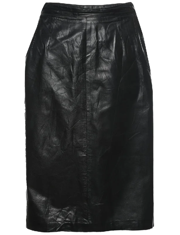 Weekend Bargains to Sizzle Black Leather Skirt - S