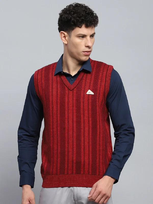 Low Prices Men Maroon Self Design V Neck Sleeveless Sweater