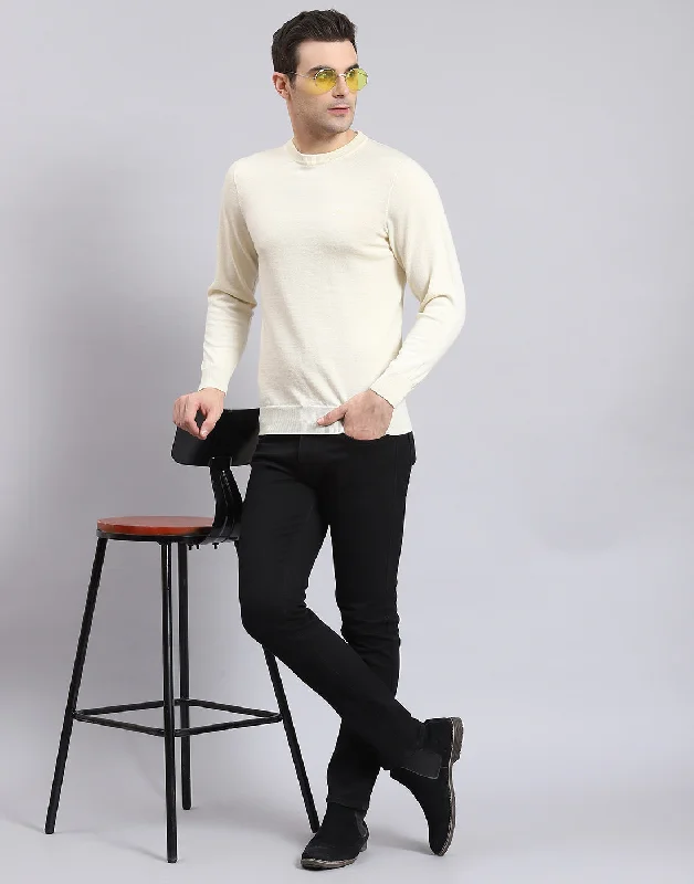 Massive Deals Men Off White Solid Round Neck Full Sleeve Sweater