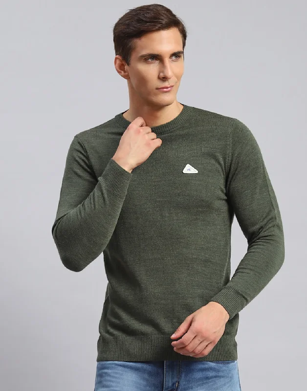 Weekend Offers That Delight Men Green Solid Round Neck Full Sleeve Pullover