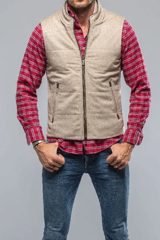 Stock Up Alba Cashmere Vest In Beige