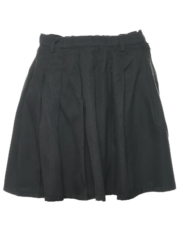 Seasonal Sale Black Pleated Skirt - S