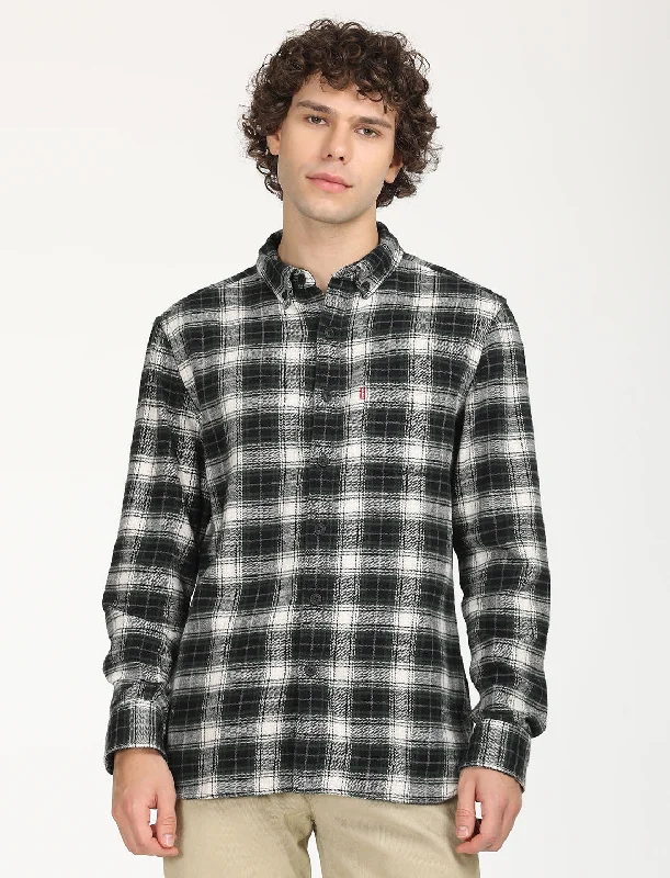 Weekend Offers That Shine Men's Checkered Black Collar Neck Shacket