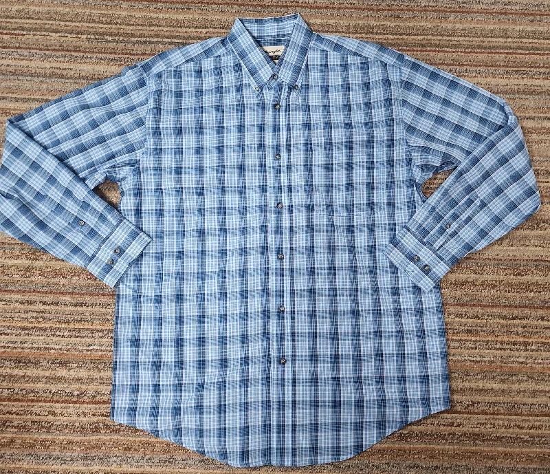 Weekend Specials You Can't Miss WRANGLER MEN'S RIATA PLAID LONG SLEEVE BUTTON DOWN