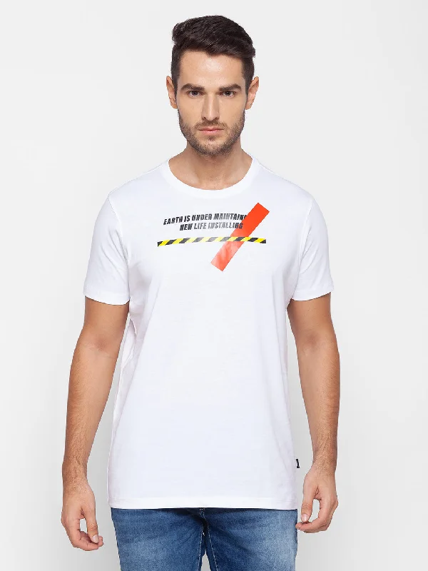 Midnight Madness Spykar Men White Cotton Slim Fit Round Neck T-Shirt