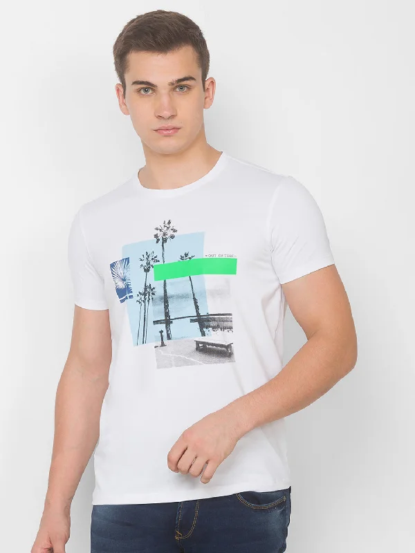 Online Exclusive Spykar Men White Cotton Blend Slim Fit Round Neck T-Shirt