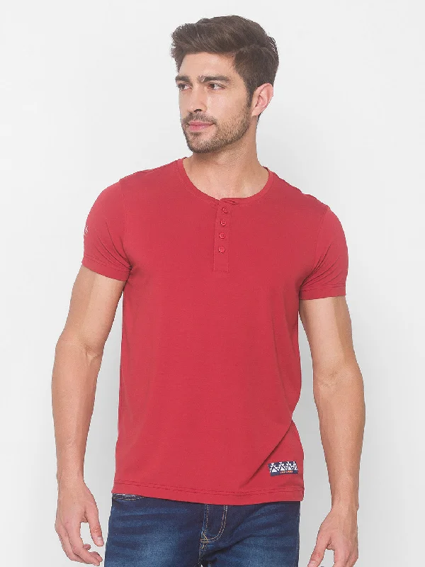 Closeout Spykar Men Red Cotton Blend Slim Fit M and arin T-Shirt