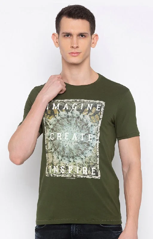 Weekend Bargains to Sizzle Spykar Men Green Cotton Slim Fit Round Neck T-Shirt