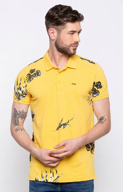Weekend Specials to Savor Spykar Men Yellow Cotton Slim Fit Half Sleeve T-Shirt