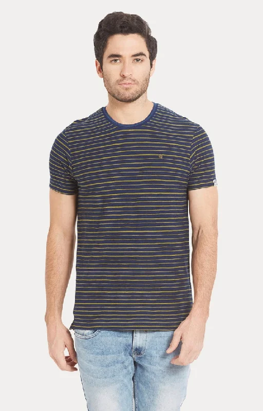 Weekend Specials You Can't Miss Spykar Men Blue Cotton Slim Fit Round Neck T-Shirt