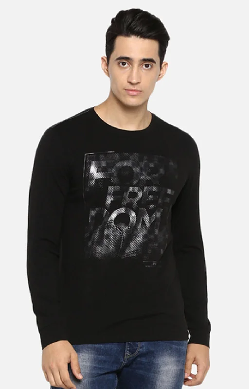 Overstock Clearance Spykar Men Black Cotton Slim Fit Round Neck T-Shirt