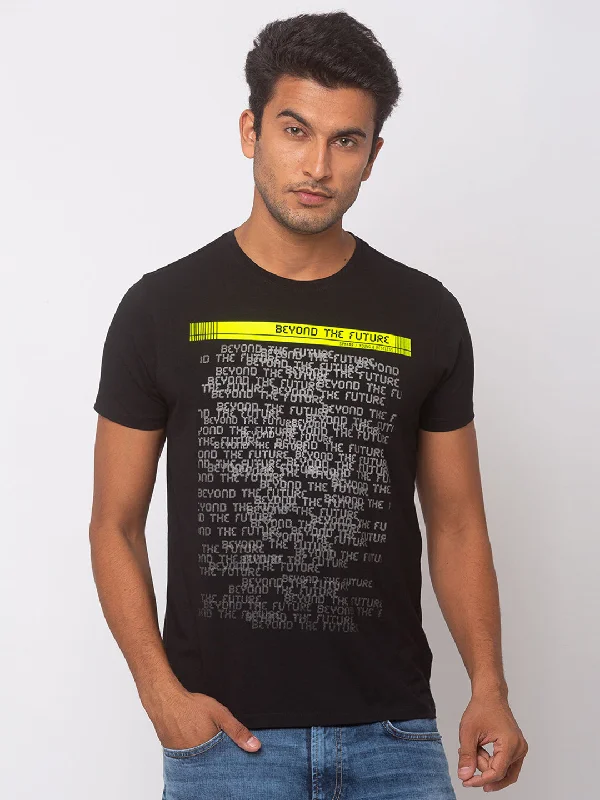 Online Exclusive Spykar Men Black Cotton Slim Fit Round Neck T-Shirt