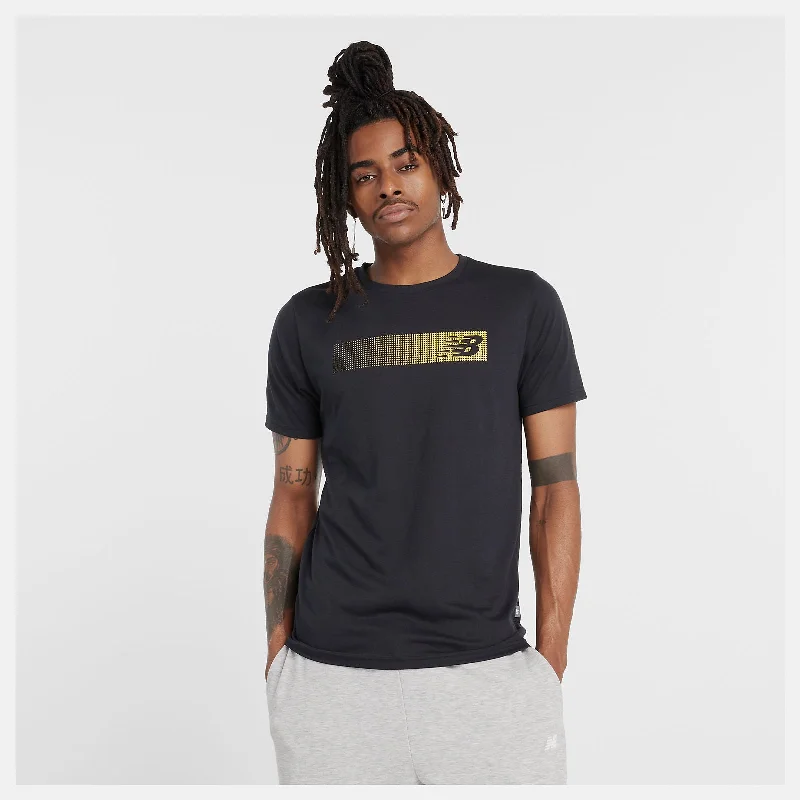 Markdown Madness NEW BALANCE MEN'S ESSENTIALS HEATHERTECH GRAPHIC BLACK TEE