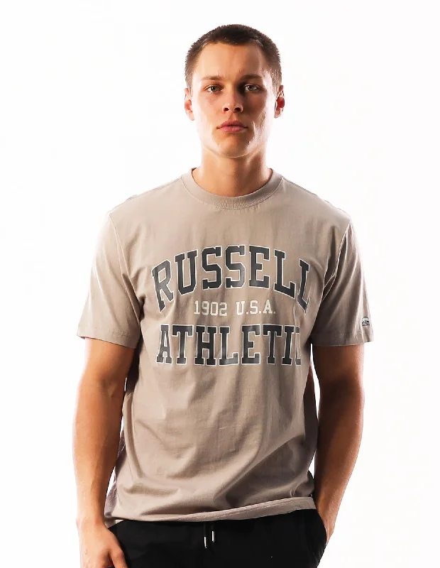 Weekend Special RUSSELL MEN'S BIG ARCH STACK TANNIN TEE