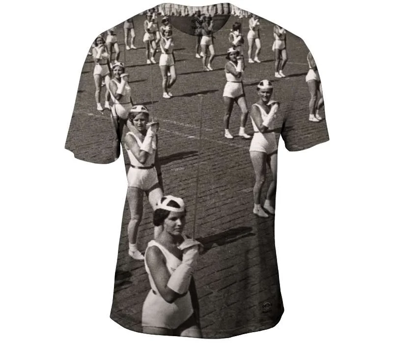Weekend Deals That Amaze Soviet Female Fencing Squad